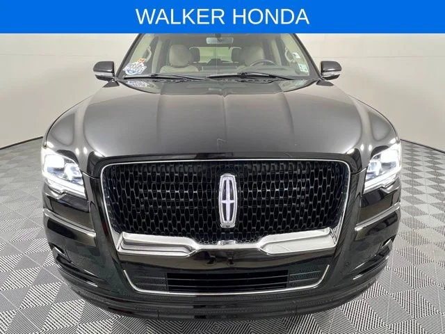 Used 2024 Black Lincoln Reserve image 2