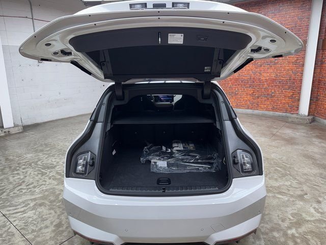 2026 BMW iX 60 - Photo 26