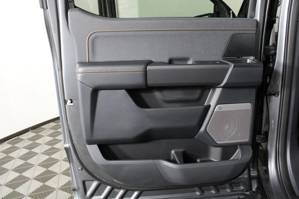 New 2026 Carbonized Gray Metallic Ford Tremor image 11