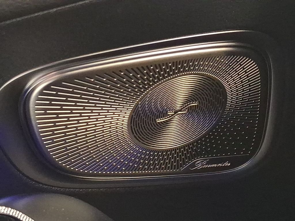 New 2026 Obsidian Black Metallic Mercedes-Benz GLC 300 image 21