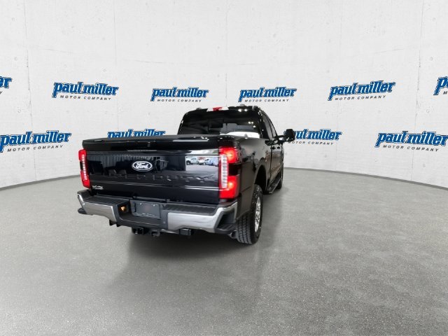 New 2027 Agate Black Metallic Ford F-250® XLT image 10