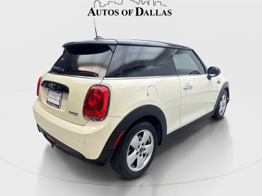 Used 2016 White MINI Base image 6