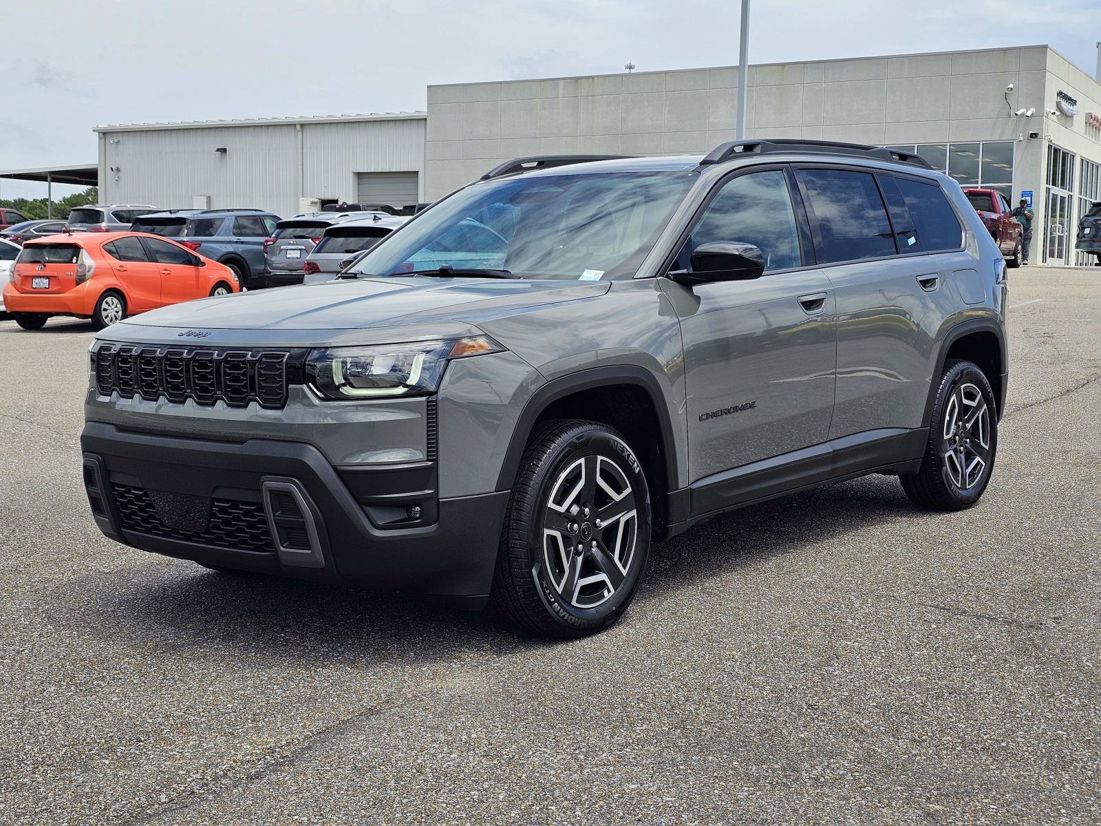 New 2026 Sting-Gray Clearcoat Jeep Laredo image 1
