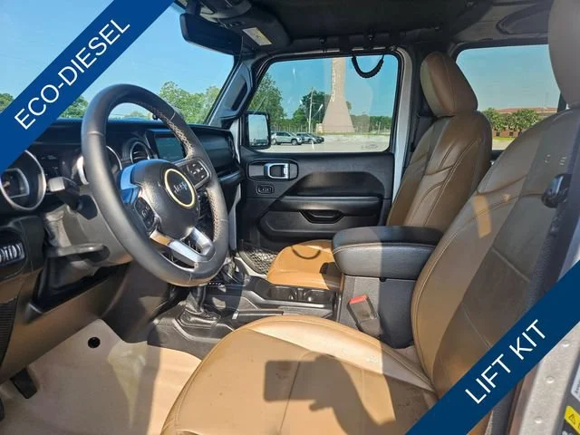 Used 2021 Silver Jeep Overland image 9