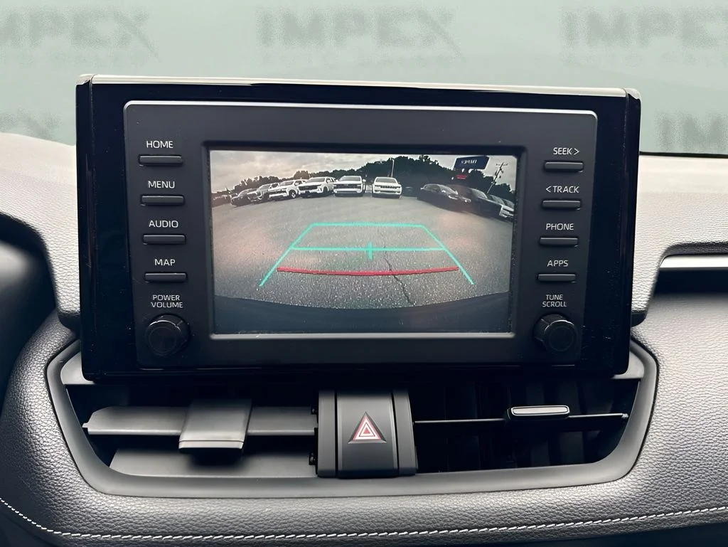 Used 2019 Gray Toyota XLE image 21
