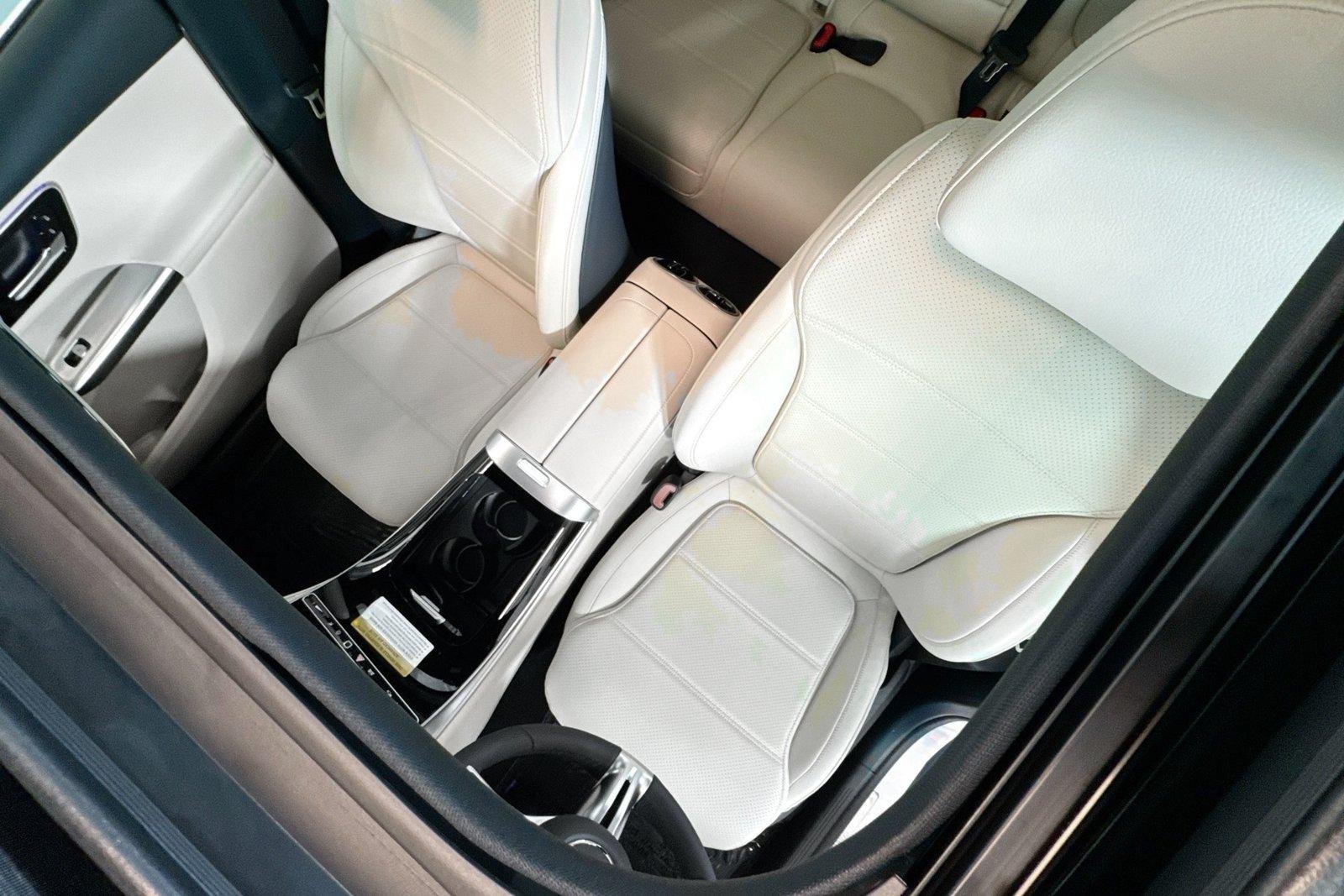 New 2026 Polar White Mercedes-Benz GLC 300 image 19