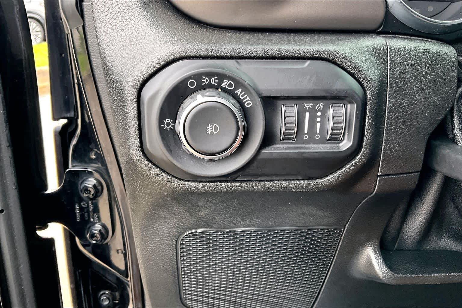 Used 2020 Black Clearcoat Jeep Willys image 32