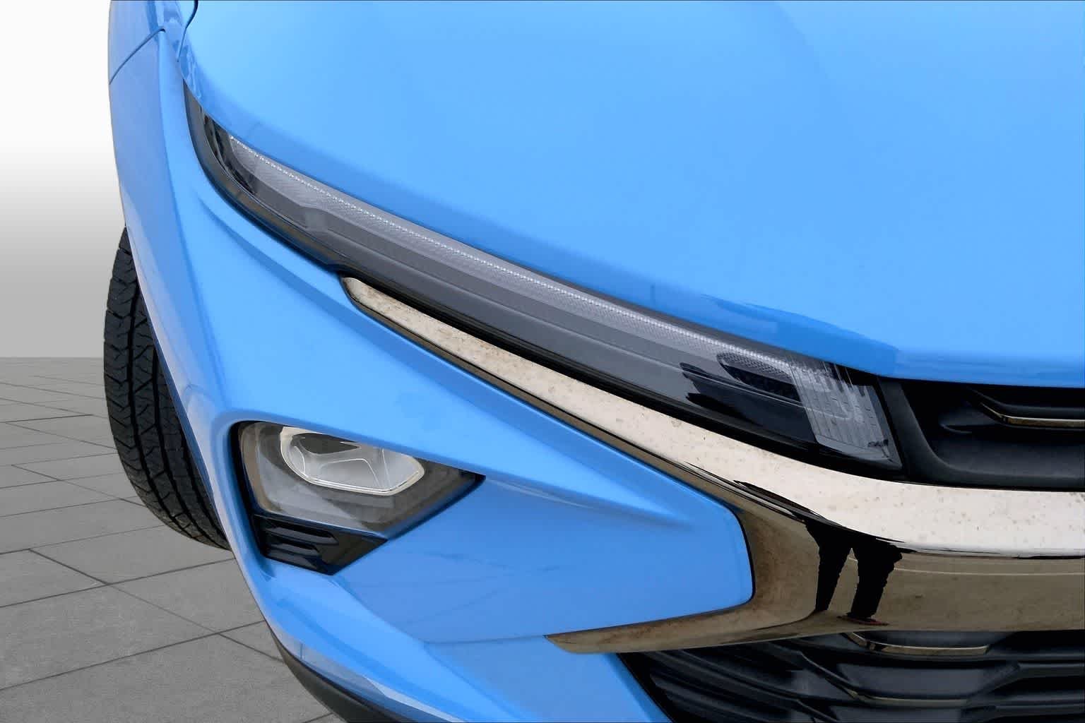 Used 2024 Fountain Blue Chevrolet ACTIV image 26