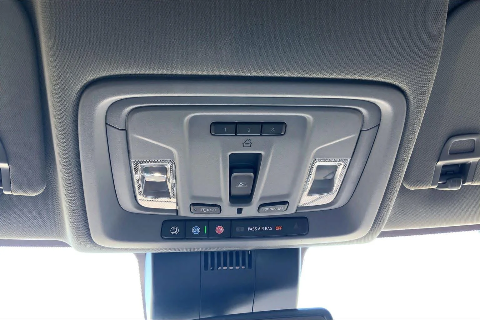 Used 2024 Sterling Metallic GMC SLT image 35