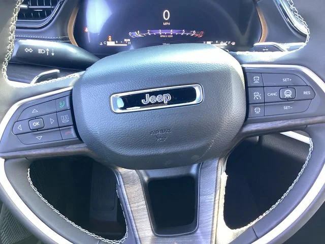 New 2027 Black Jeep Laredo Altitude image 13