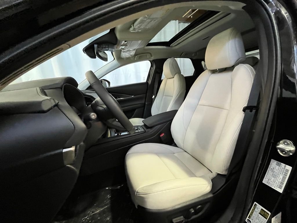 New 2026 Jet Black Mica Mazda 2.5 S Premium AWD image 10