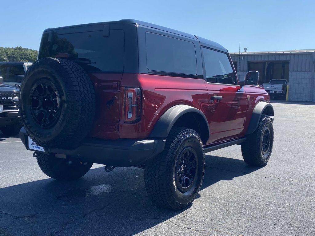 New 2026 Ruby Red Metallic Tinted Clearcoat Ford Badlands® image 3
