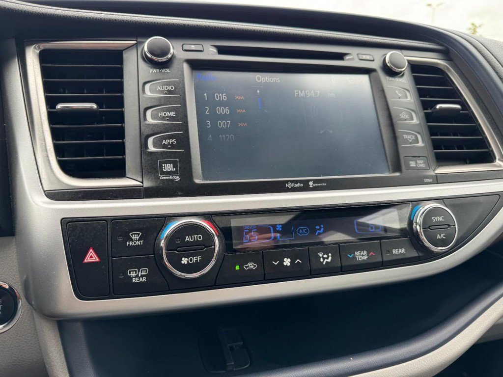 Used 2015 Gray Toyota Limited image 21