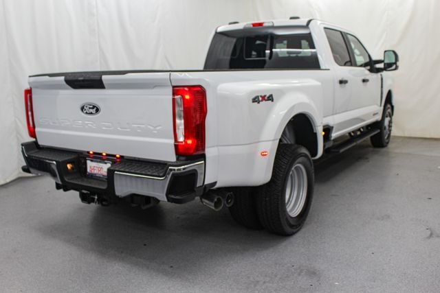 New 2027 White Ford XL image 9