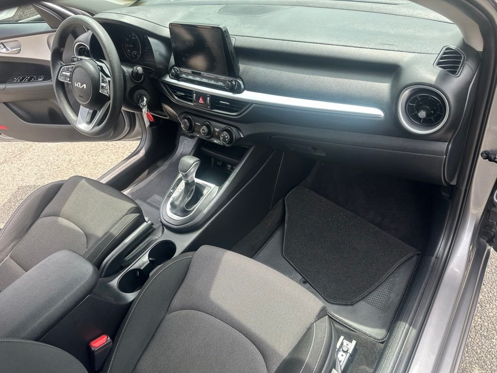 Used 2024 Gray Kia LXS image 32
