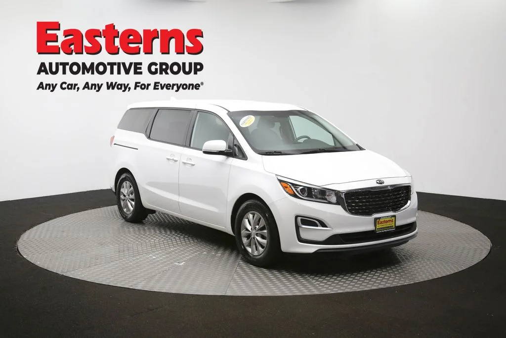 Used 2020 White Kia LX image 49