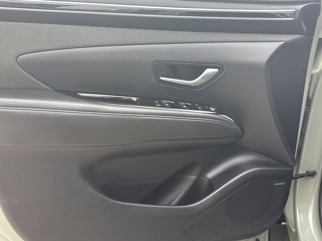 2023 Hyundai Santa Cruz Limited - Photo 17