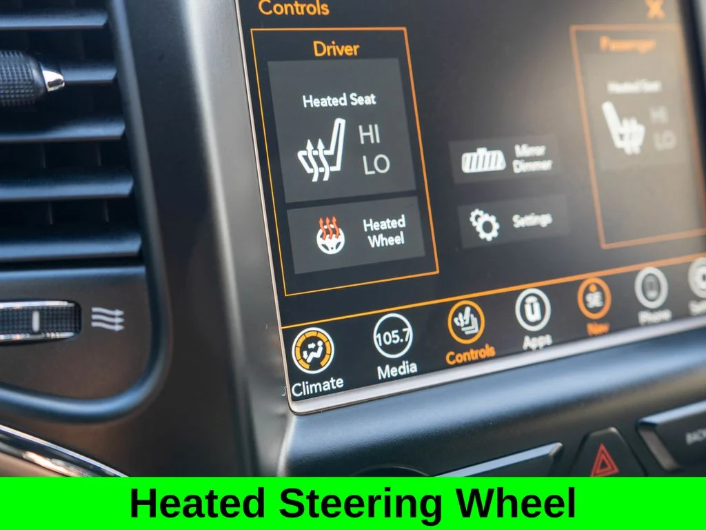 Used 2015 Black Jeep Altitude image 27