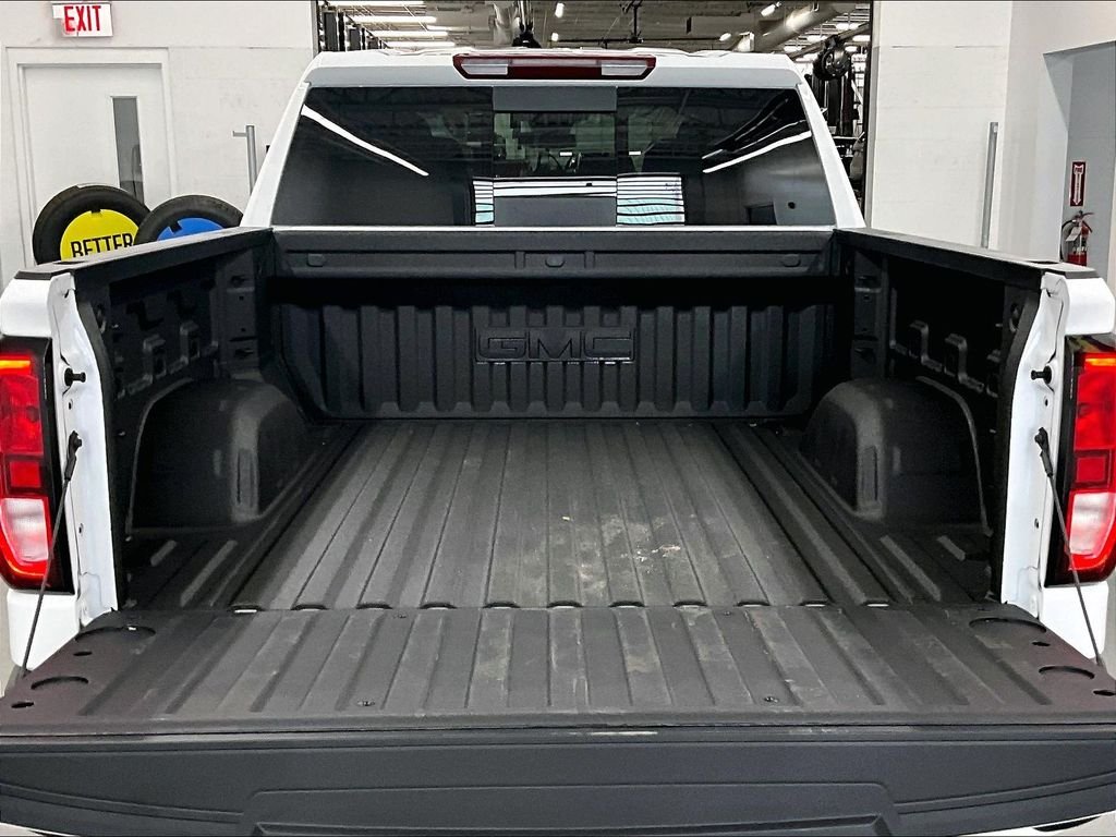 Used 2026 Summit White GMC Elevation image 30