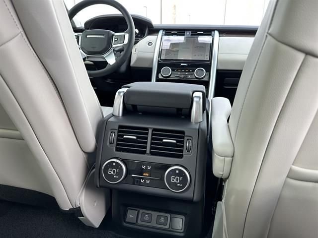 New 2026 Santorini Black Land Rover S image 15