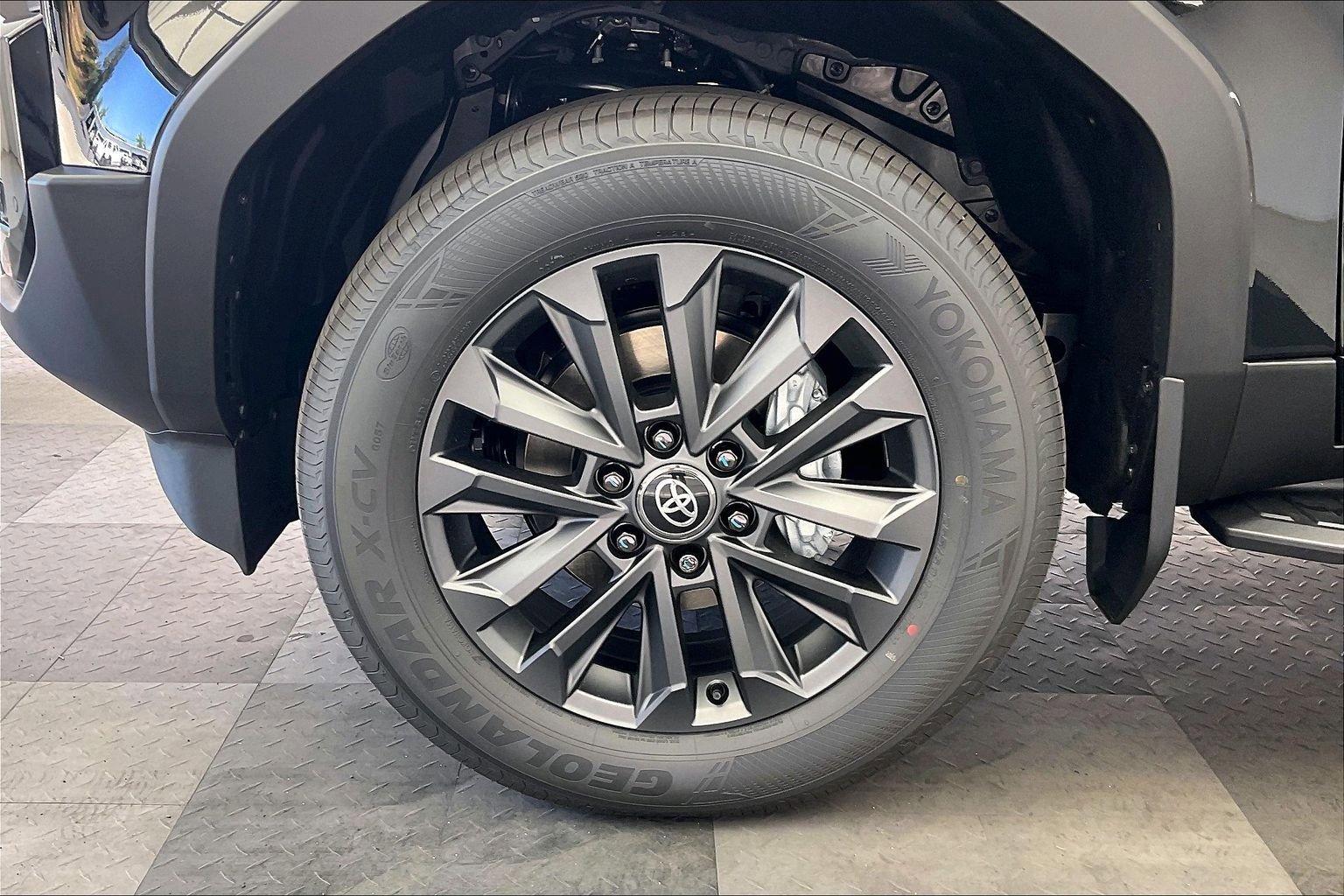 New 2027 Inked Toyota Land Cruiser image 14