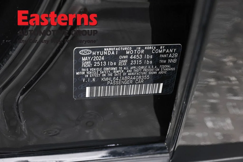 Used 2024 Black Hyundai SEL image 36