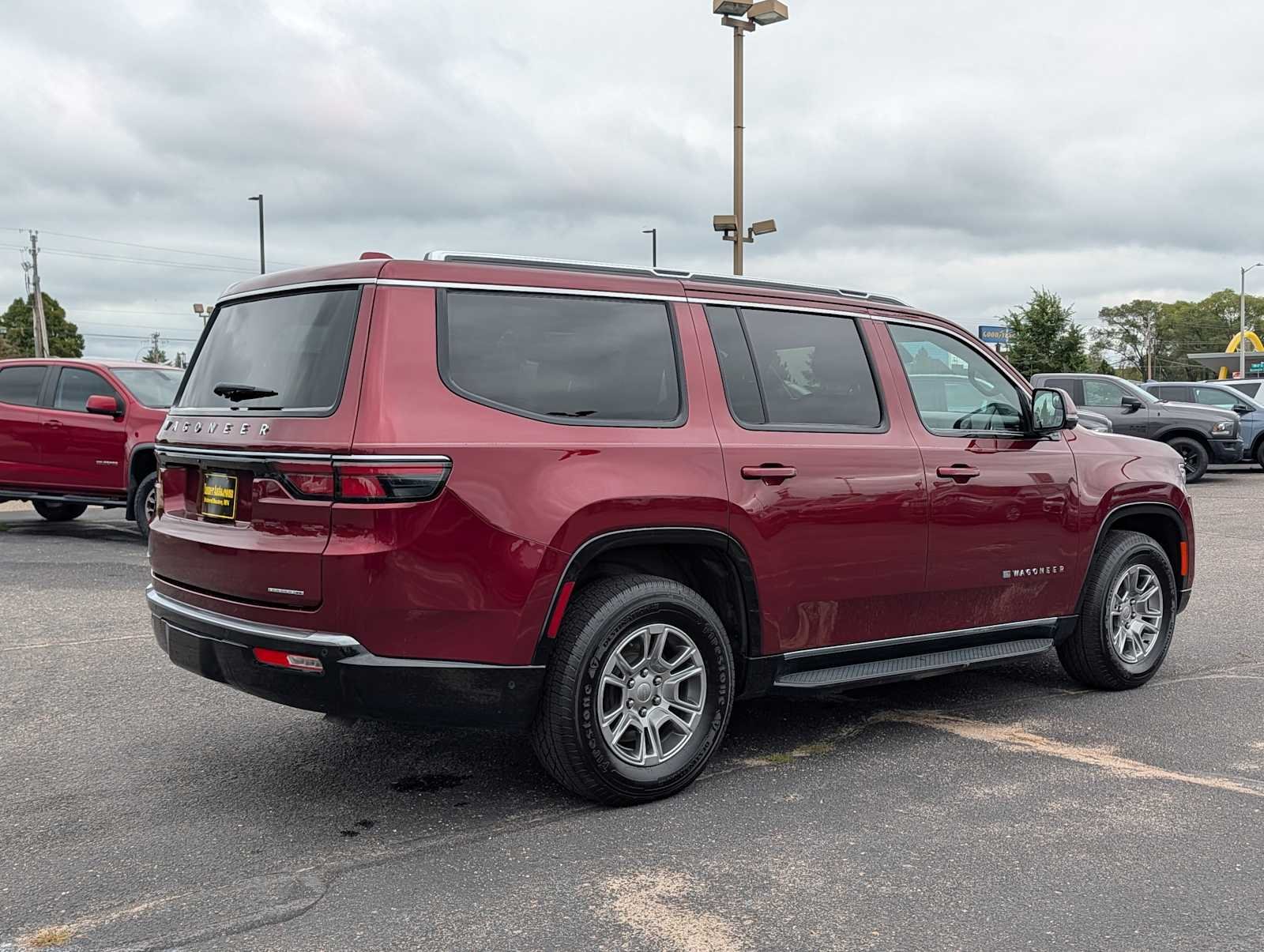 Used 2022 Velvet Red Pearlcoat Jeep Series I image 7