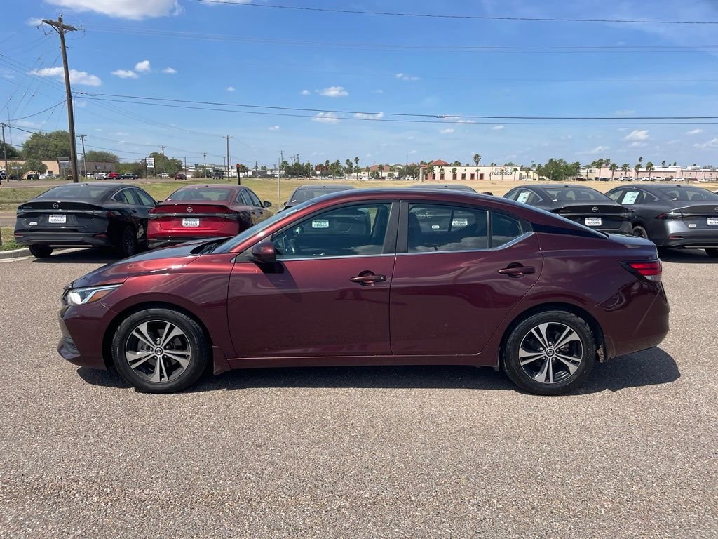 Used 2022 Red Nissan SV image 4