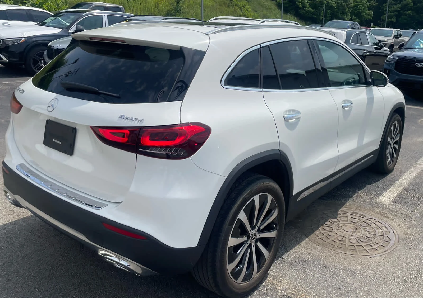 Used 2022 Polar White Mercedes-Benz GLA 250 image 6