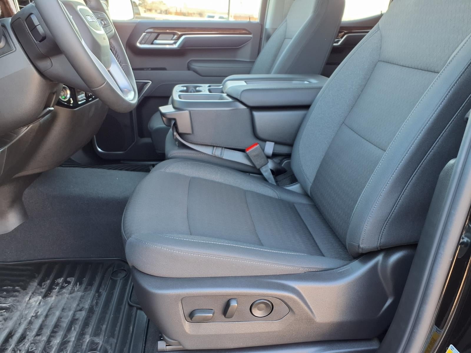 2026 GMC Sierra 1500 SLE - Photo 58