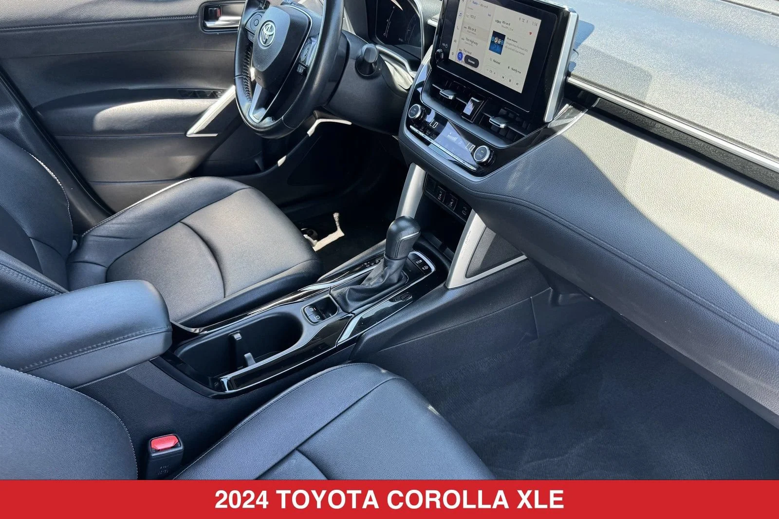 Used 2024 CELESTITE GRAY METALLIC Toyota XLE image 17