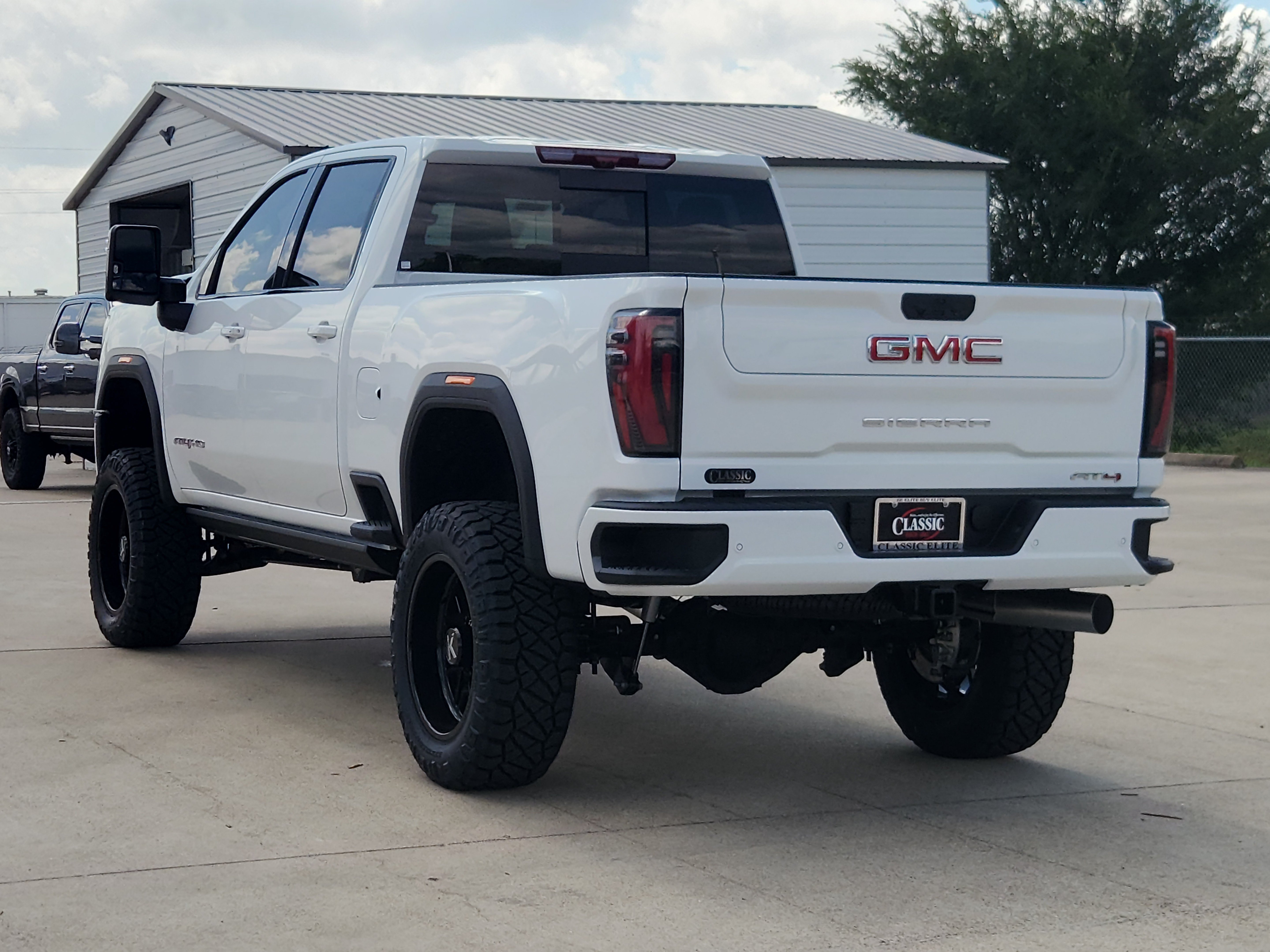 2026 GMC Sierra 2500HD AT4 - Photo 5