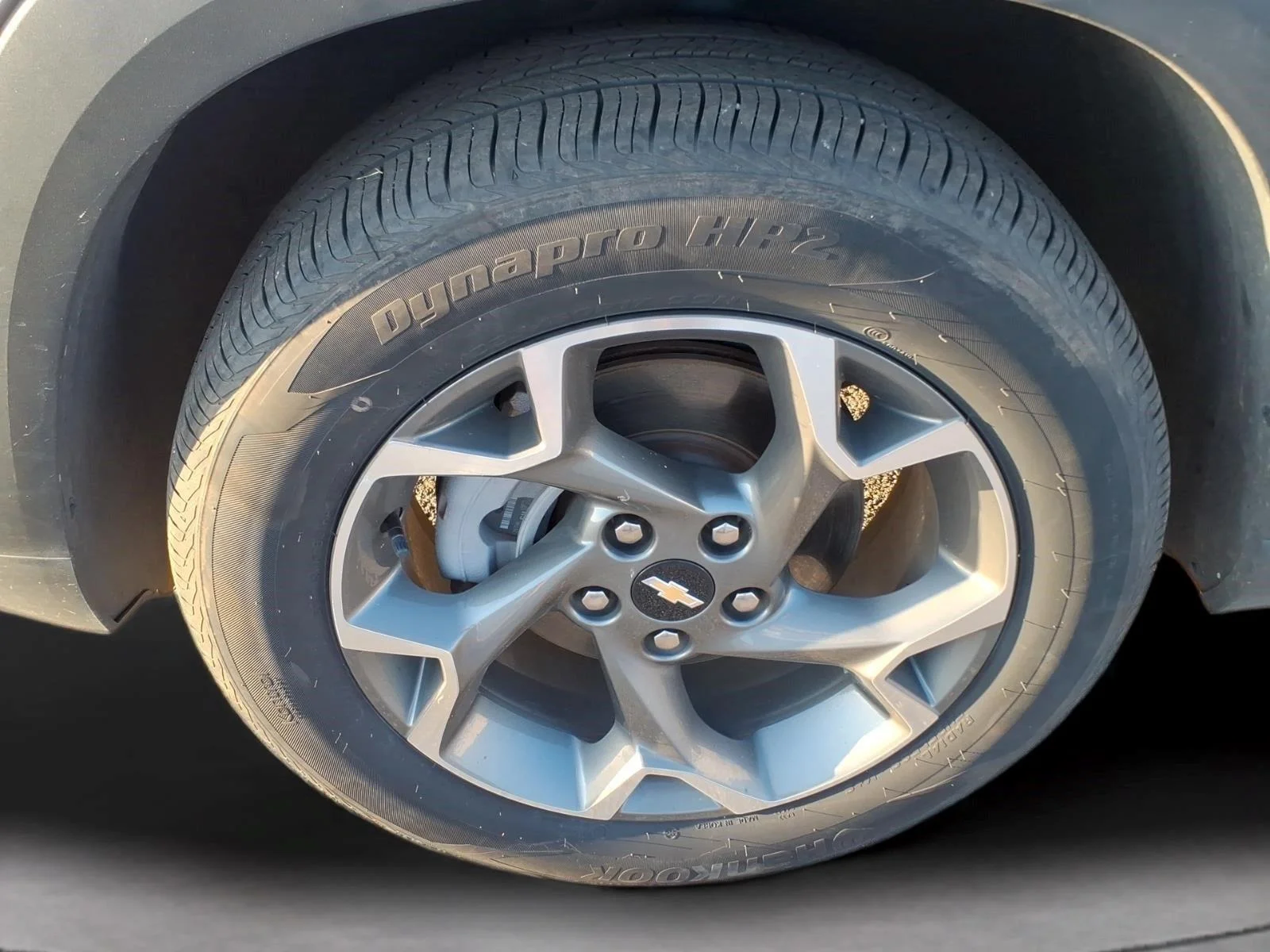 Used 2025 Sterling Gray Metallic Chevrolet LT image 9