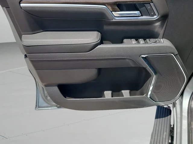 New 2026 Sterling Gray Metallic Chevrolet RST image 19