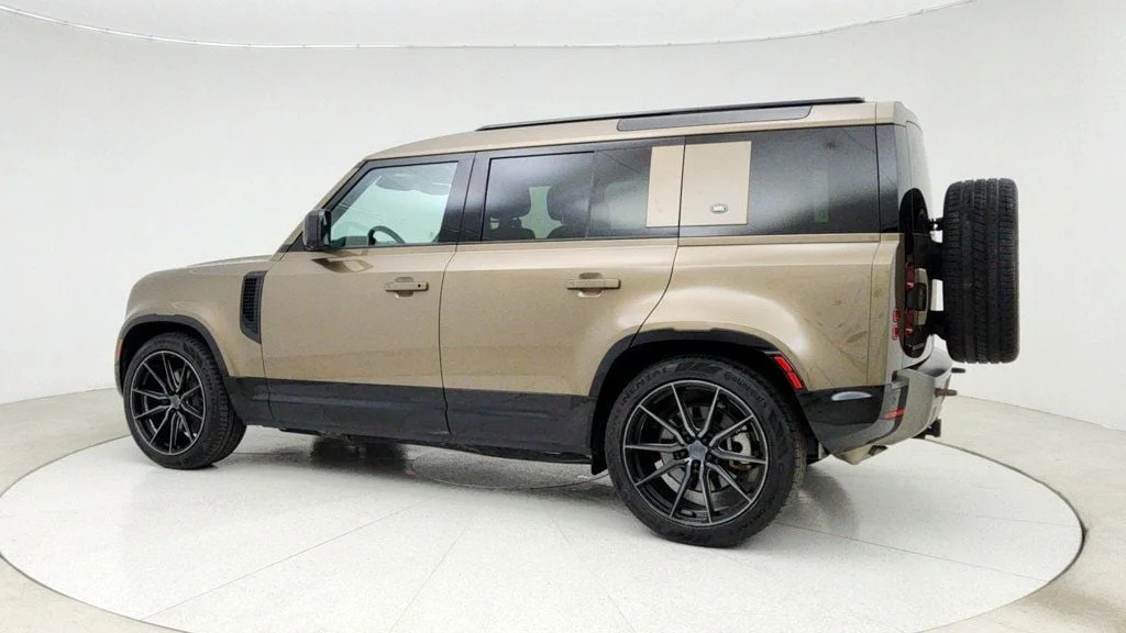 Used 2024 Gondwana Stone Metallic Land Rover 110 P400 X-Dynamic SE w/ 22