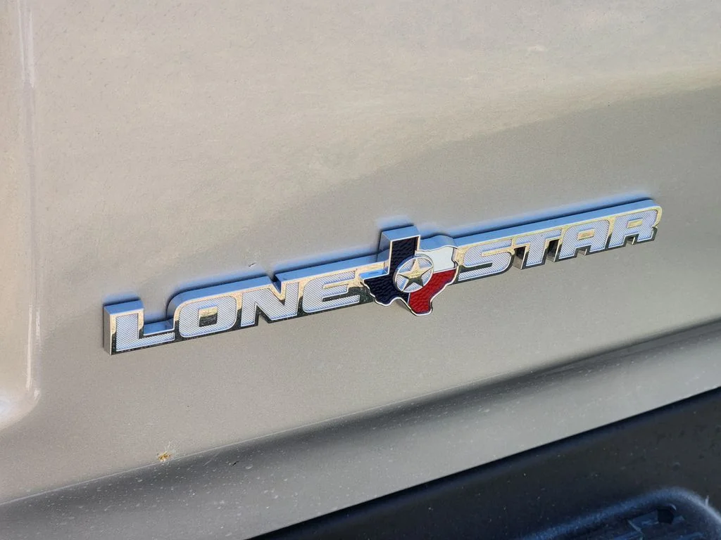 New 2026 Silver Zynith Exterior Paint RAM Big Horn/Lone Star image 8