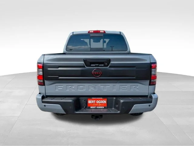 New 2027 Boulder Gray Pearl Nissan Crew Cab PRO-X® image 6