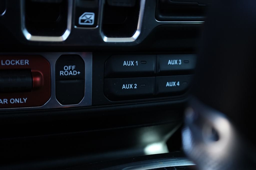 2025 Jeep Gladiator Willys - Photo 34