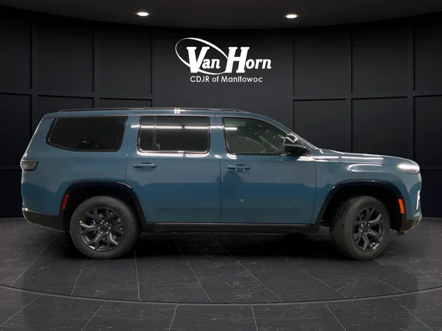 New 2026 Steel Blue Exterior Paint Jeep Limited Altitude image 8