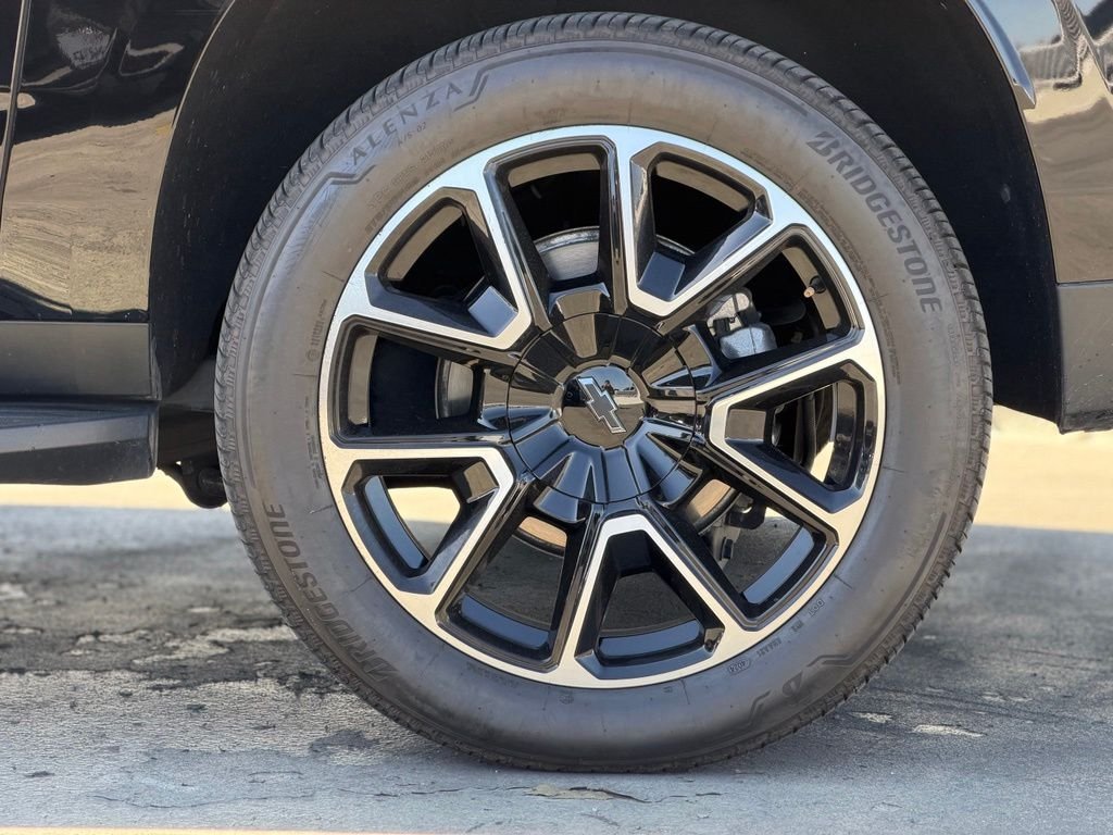 Used 2025 Black Chevrolet RST image 2