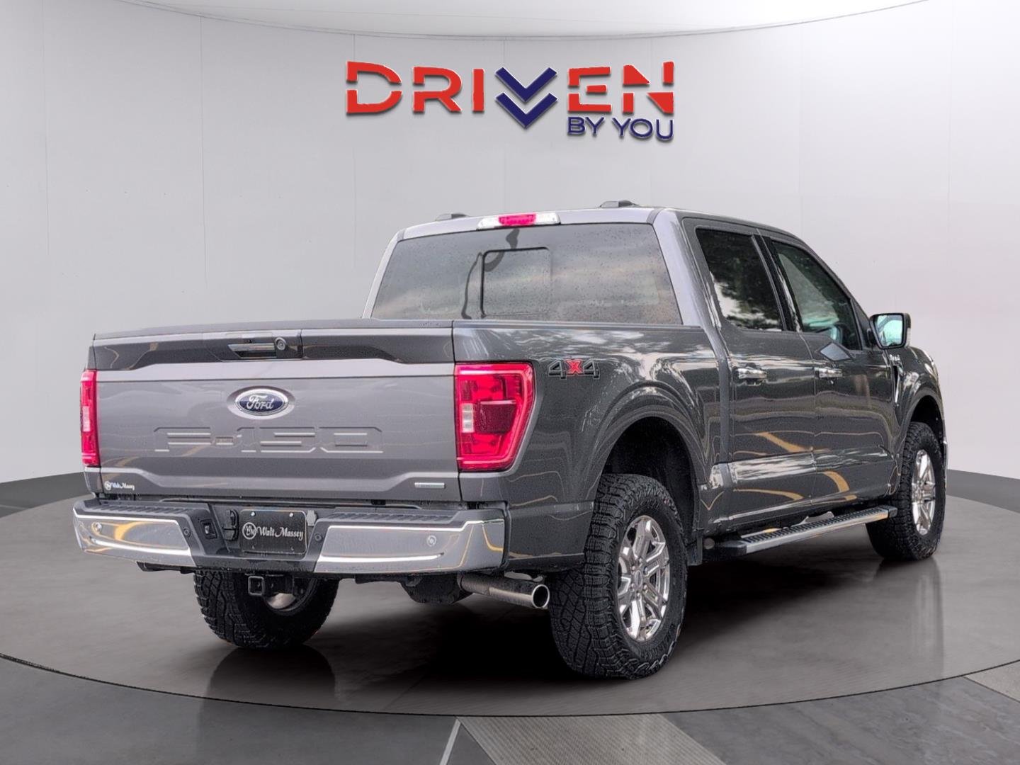 Used 2023 Carbonized Gray Ford XLT image 6