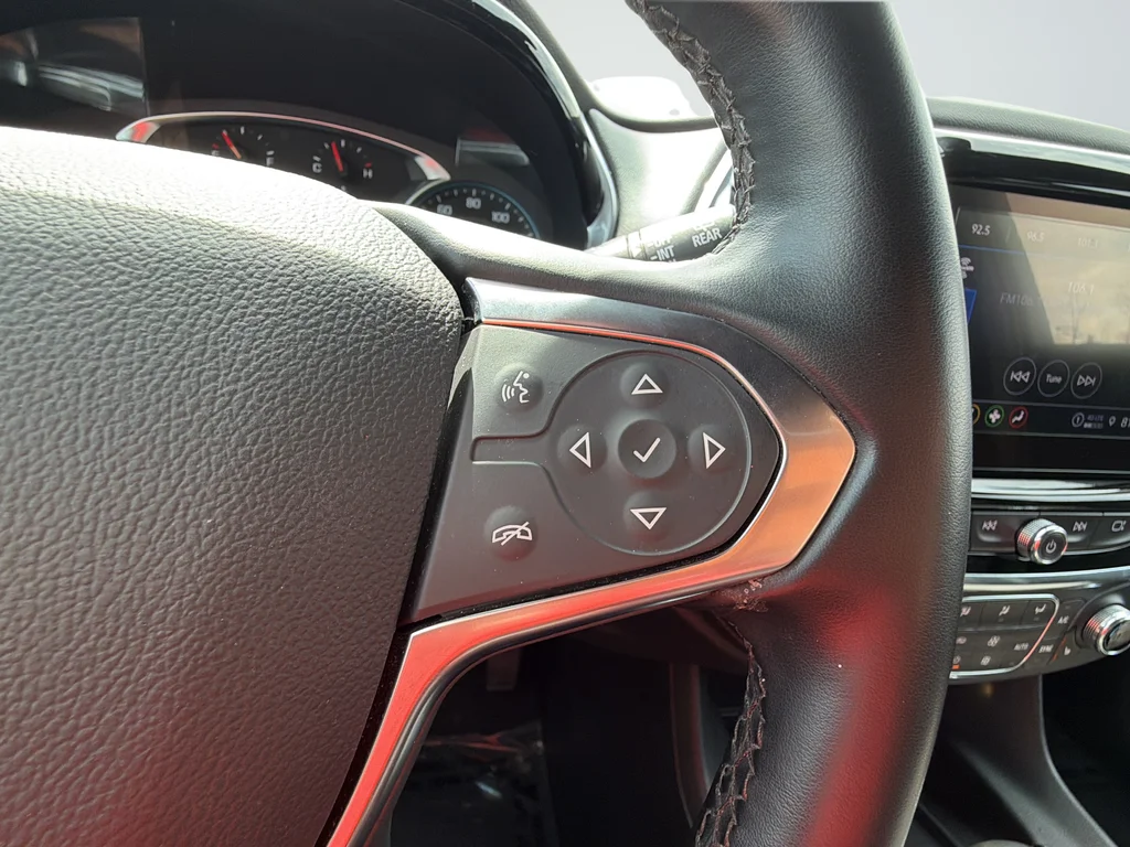 Used 2023 Blue Chevrolet LT image 18