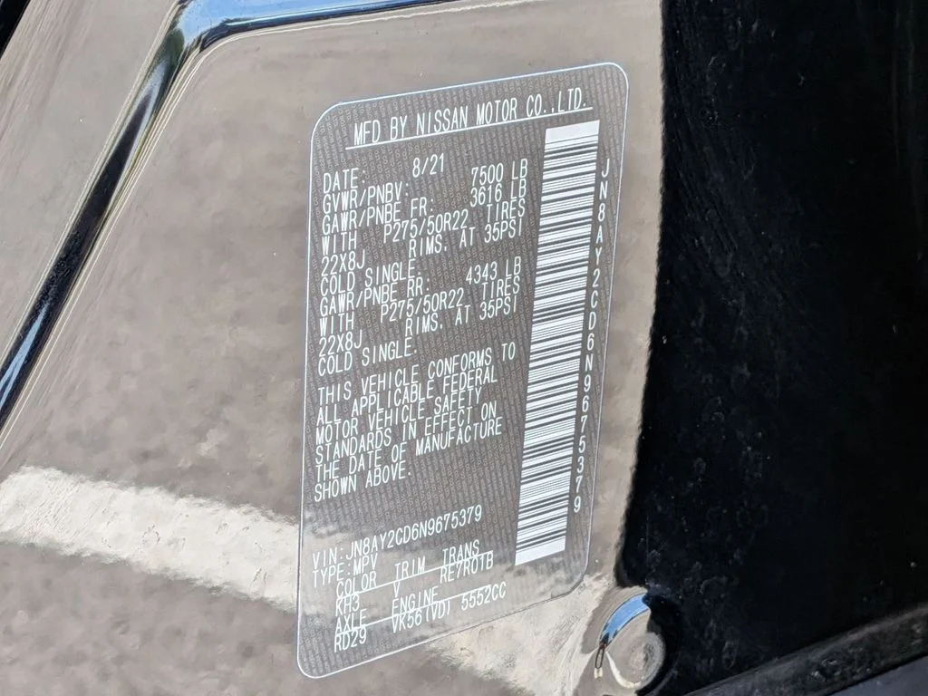 Used 2022 Black Nissan Platinum image 37