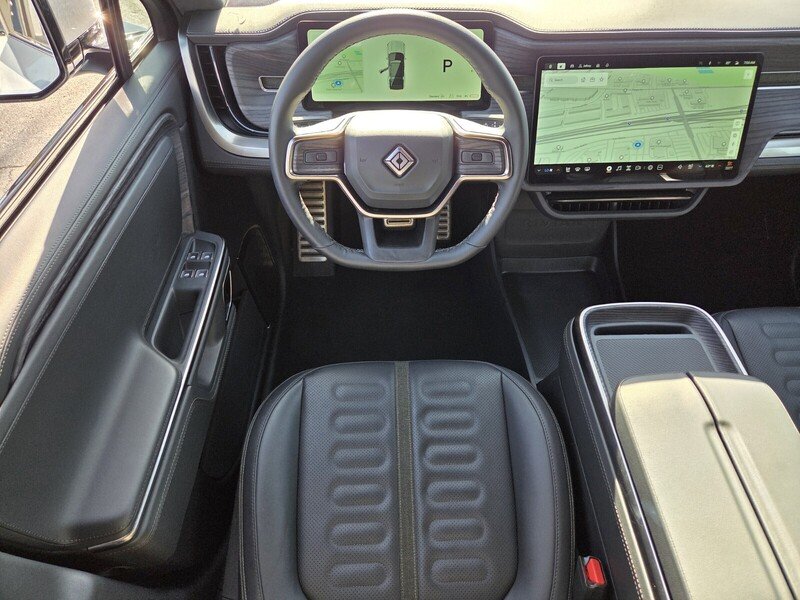 Used 2024  Rivian Adventure image 19