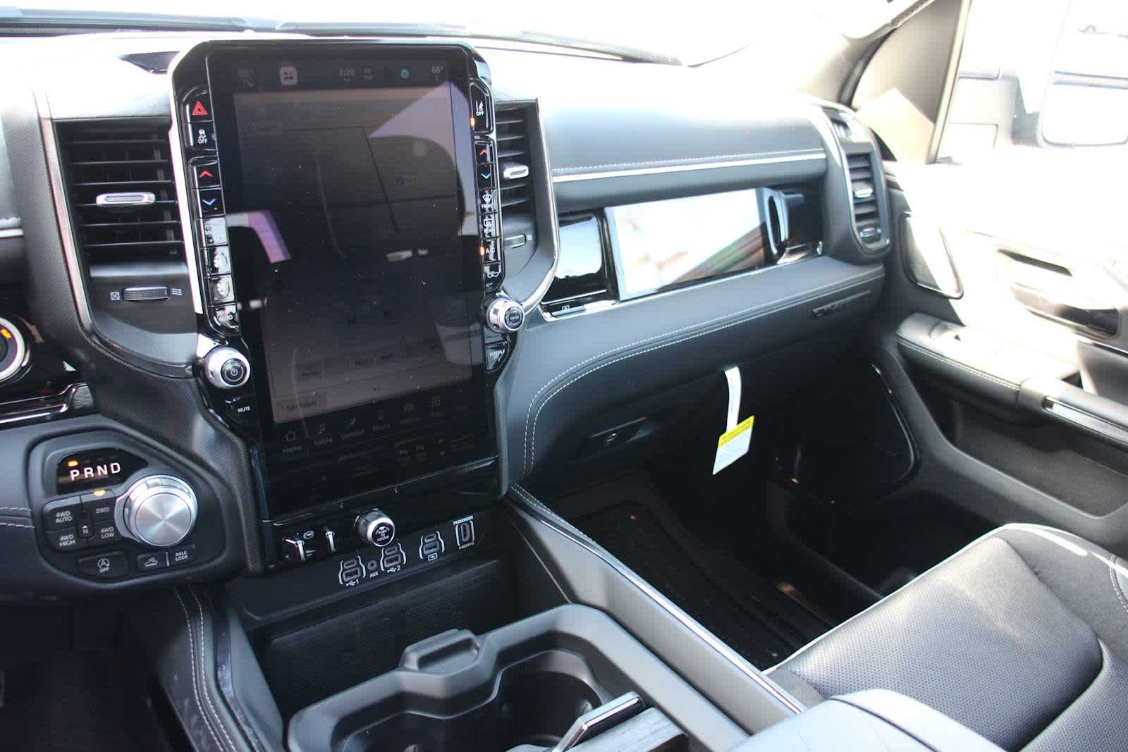 2025 RAM 1500 Limited - Photo 25