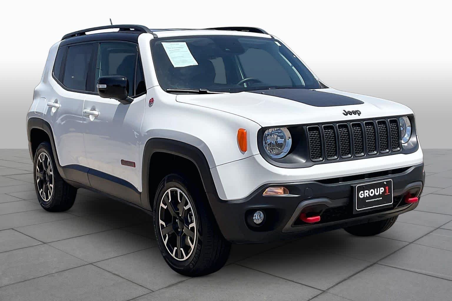 Used 2023 Alpine White Clearcoat Jeep Trailhawk image 3