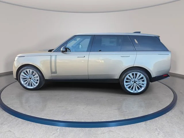 New 2026 Batumi Gold Land Rover SE LWB image 8