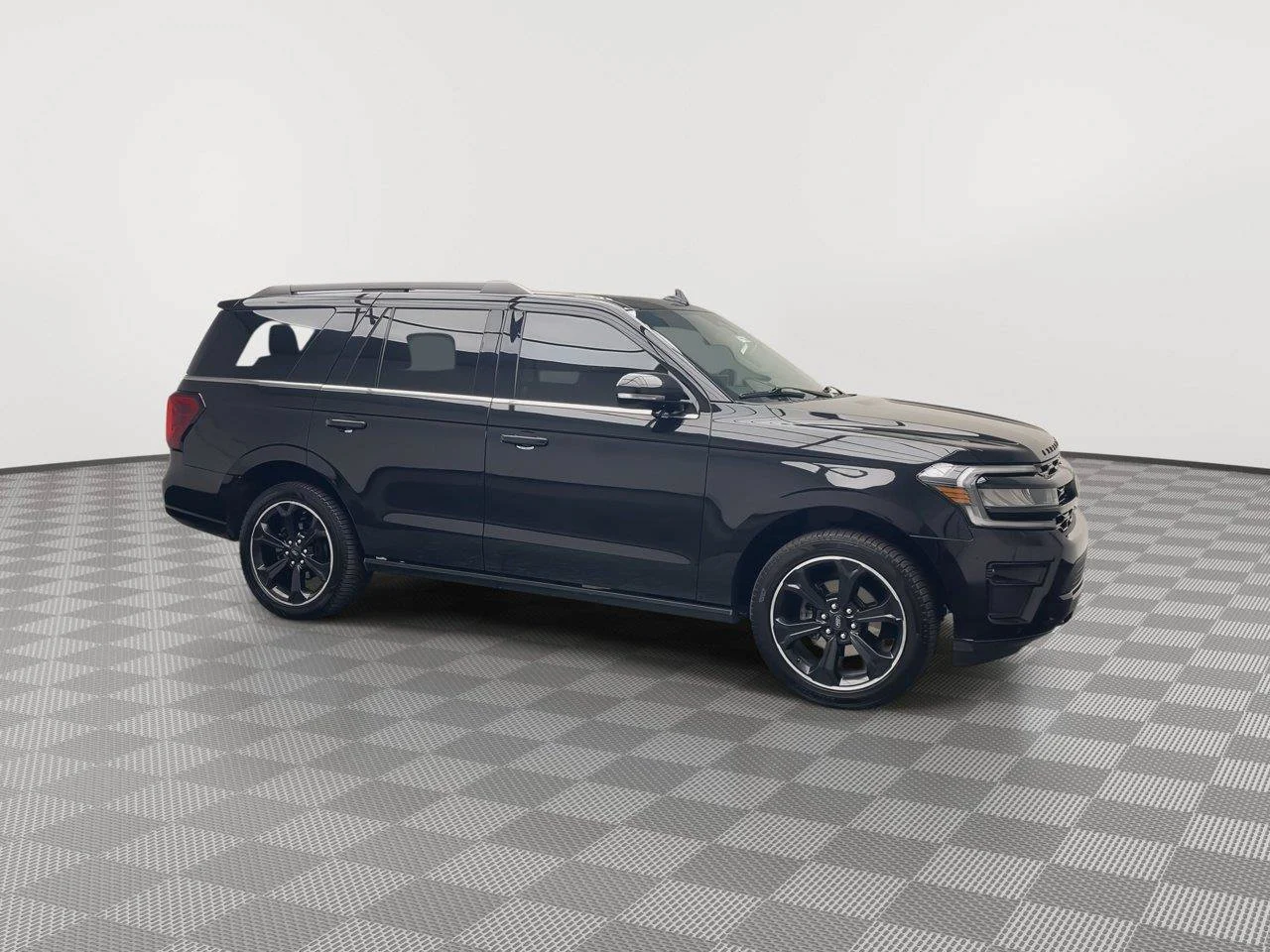Used 2022 Black Ford Limited image 47