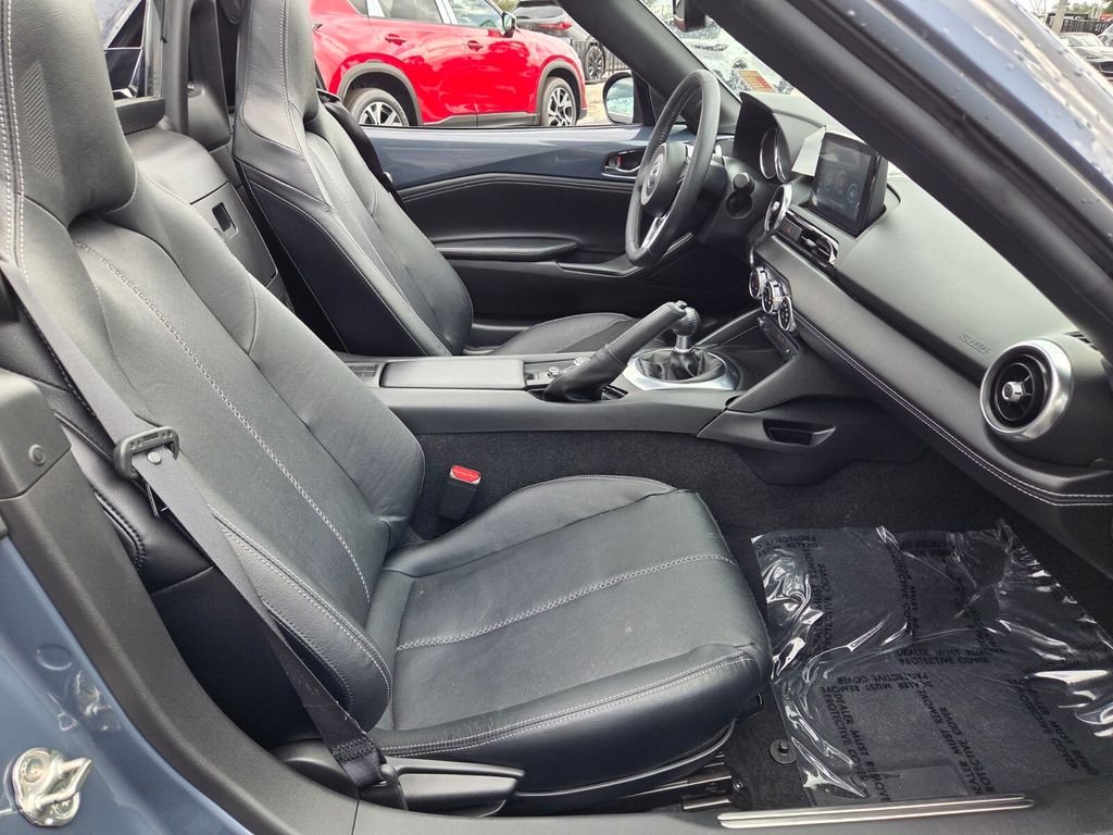 Used 2021 Gray Mazda Grand Touring image 15