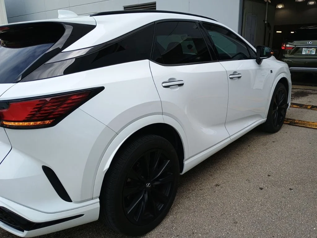 Used 2024 Ultra White Lexus 500h F SPORT Performance image 7